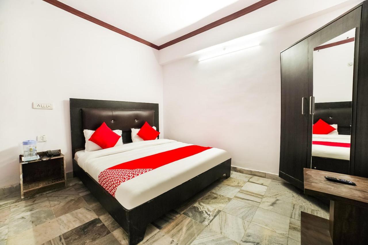 Oyo Hotel Konark Inn Барели Экстерьер фото